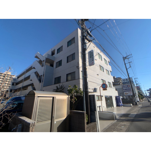 グランドール岸 外観