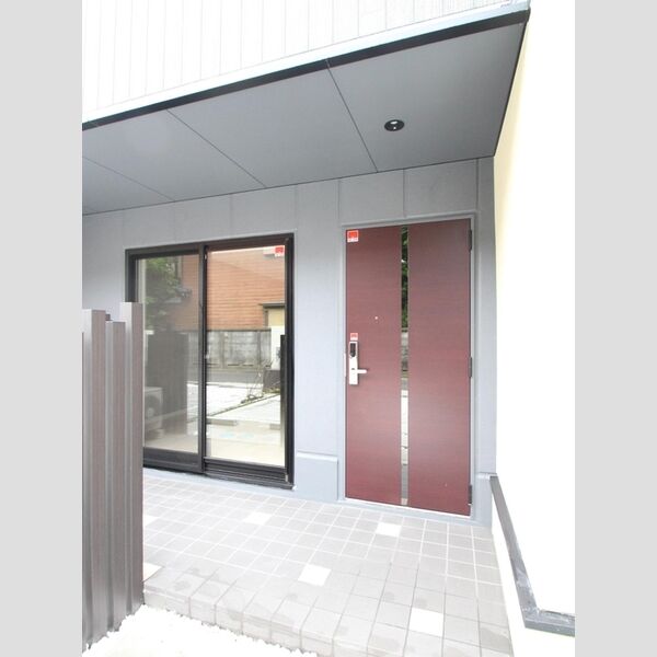 Crane For エントランス