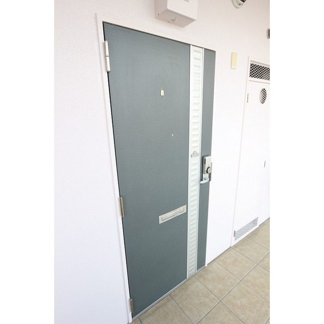 ブレクレール湘南 玄関