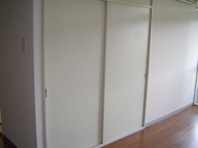 リバーサイドソシア 収納