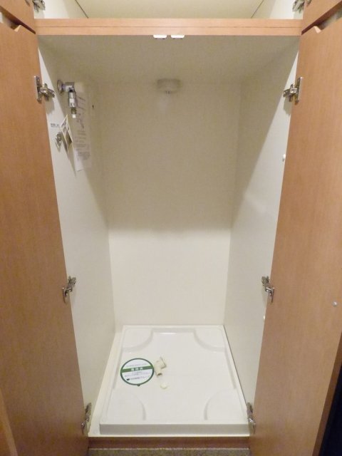 ルーブル本駒込 室内洗濯機置場