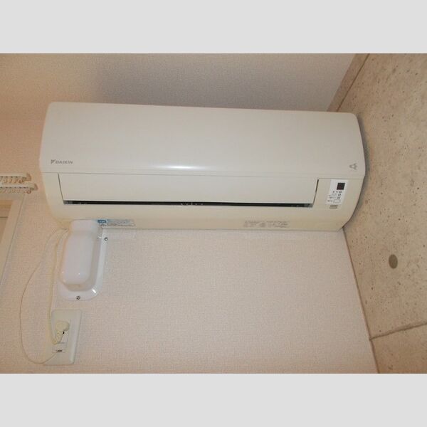 ソレイユB103号室 エアコン