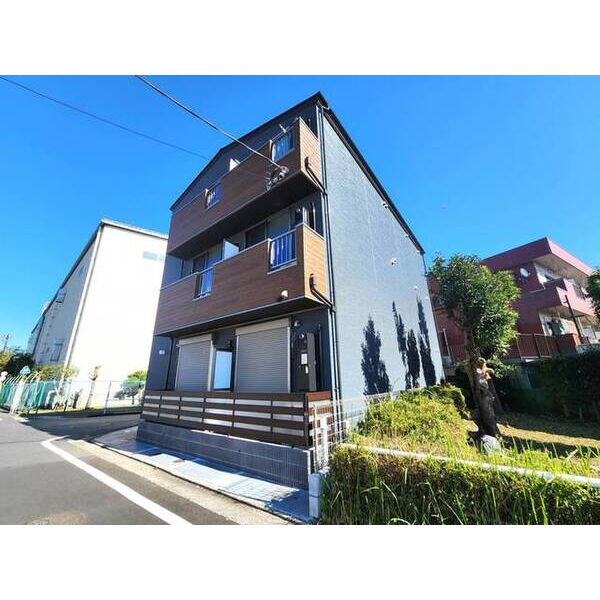 ソラリスの外観画像