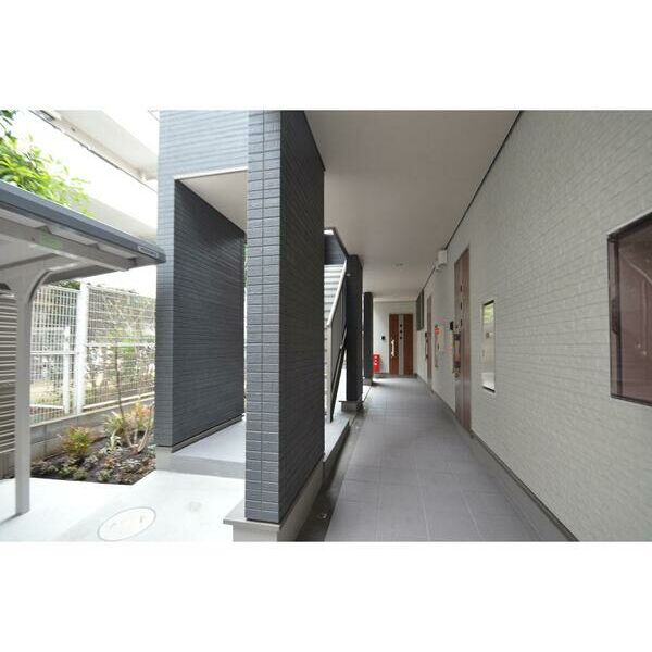 フォレスト城山 エントランス