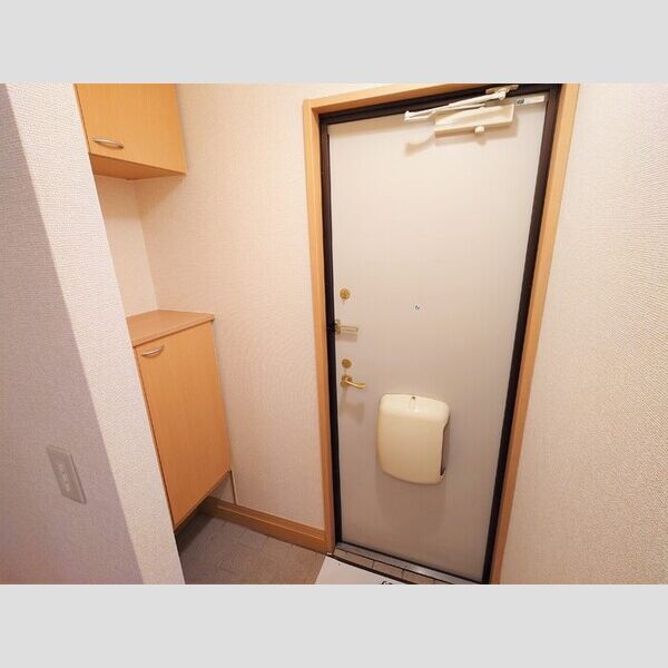 ツイン オークス コート 　South・Center 玄関中