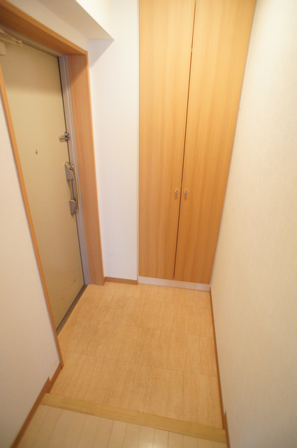 アヴニール北綾瀬 玄関