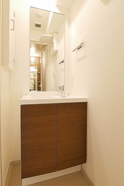 ハーモニーレジデンス横浜大通り公園4階 内観