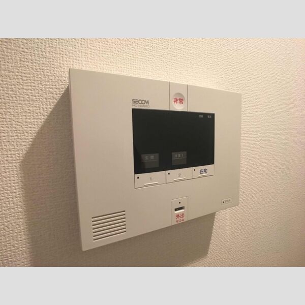 マニフィック303号室 モニター付インターホン