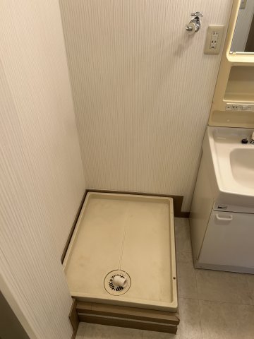 プリュニエラバン0105号室 内観