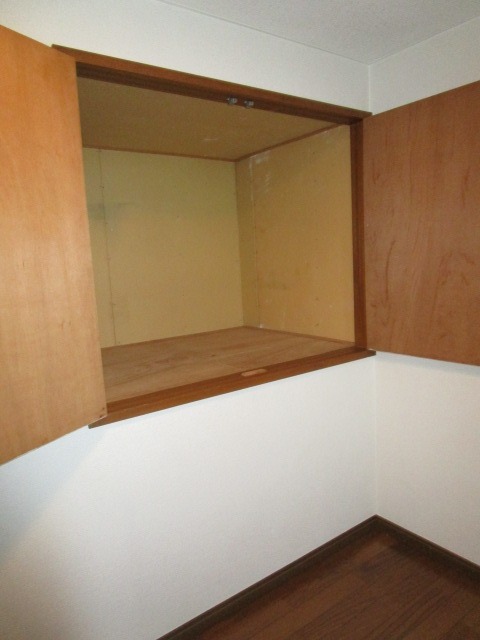 ヴェルドミール1階 収納