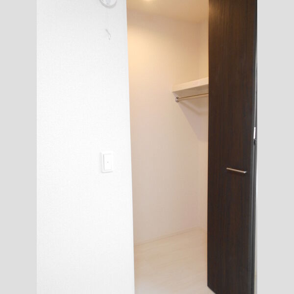 ラ・フォンテⅡ101号室 収納