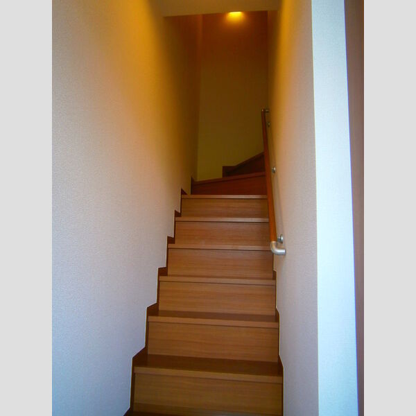 グラン・シャリオ203号室 玄関