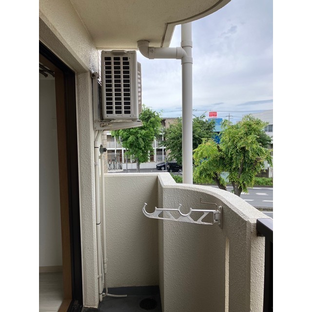 メゾン榎木町301号室 バルコニー