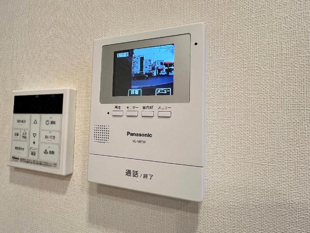 ミ・カーサ河辺Ｂ カメラ付インターホン