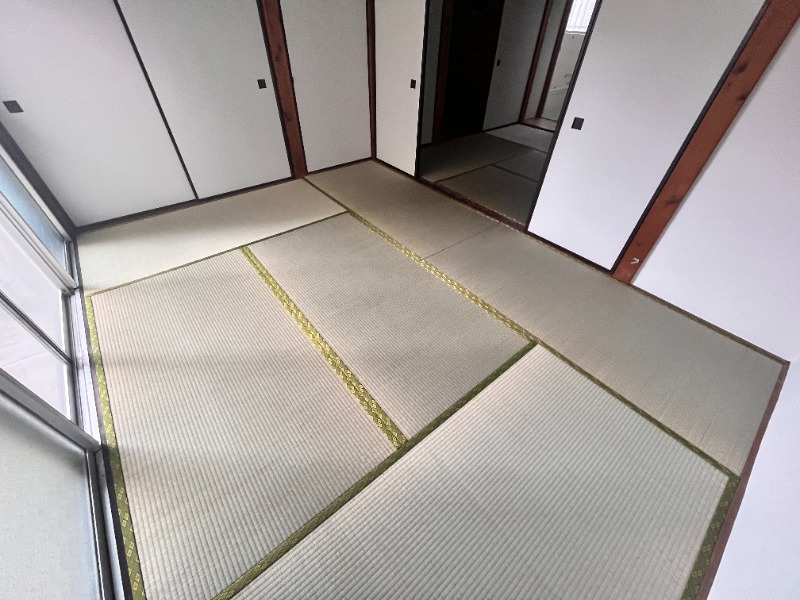第2清孝荘1階 収納たっぷりの和室