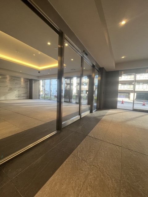 クレヴィスタ多摩川六郷 エントランス