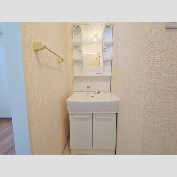 グレードメゾネ 洗髪洗面化粧台