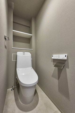 プラウドフラット四谷三丁目1007号室 同建物別部屋の参考画像