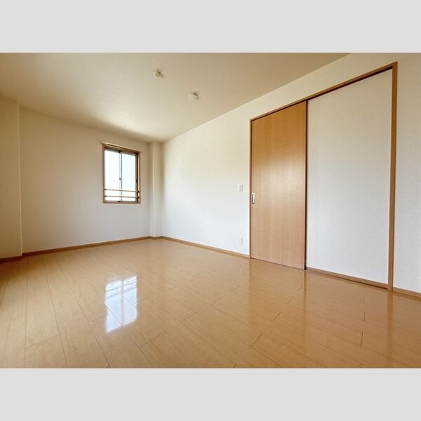 カレッツァⅡ番館101号室 洋1