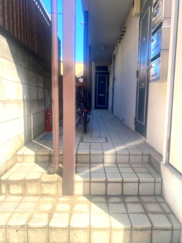 メゾン上井草 エントランス