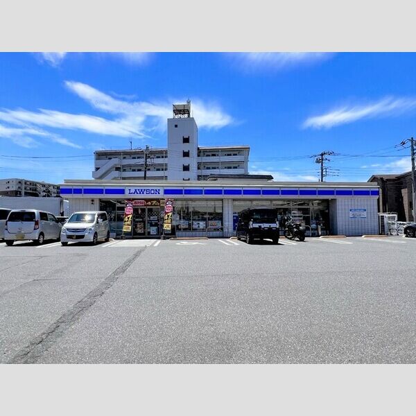 メゾンイロンデール201号室 ローソン草加谷塚仲町店　493m