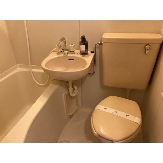 アルテール204号室 内観