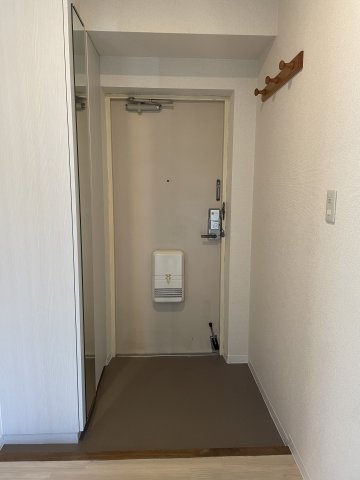 クレール湘南 玄関