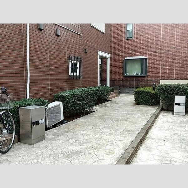 ローズコート光ヶ丘　ABE 通路