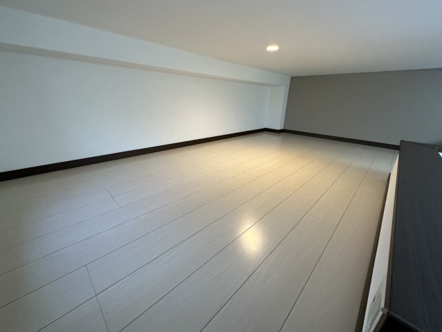 キトラハイム杉田101号室 寝室