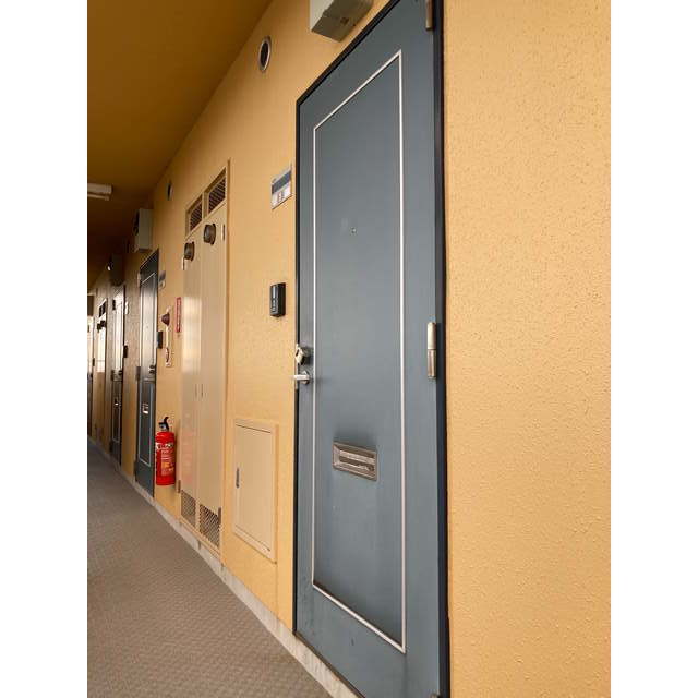 マーメイド湘南 玄関