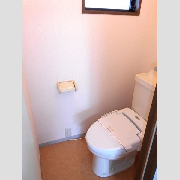 グリーンヒル新宿202号室 トイレ