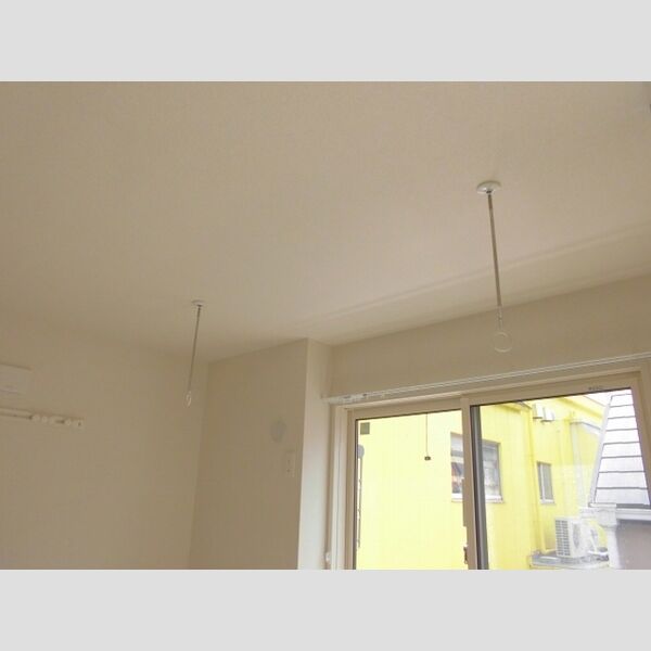 ラウレア瑞江 室内物干し