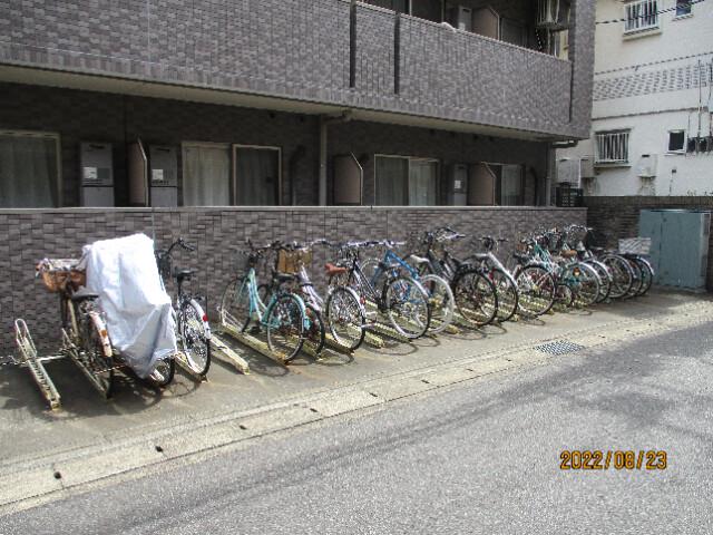 CASSIA南行徳 駐輪場