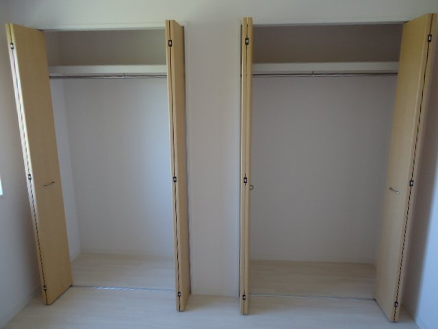 ラークヒル103号室 クローゼット