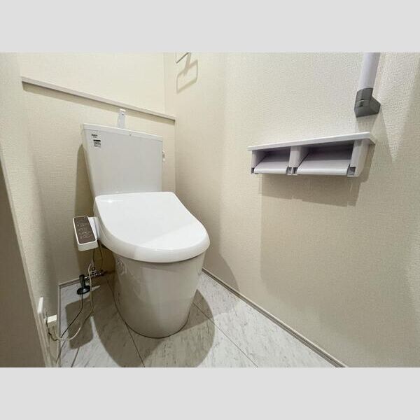 リーブルファイン川口上青木西102号室 トイレ