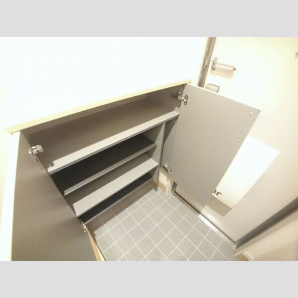 サンセレーナ シューズボックス