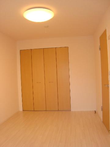 フォレストアーク大森Ⅱ101号室 洋室