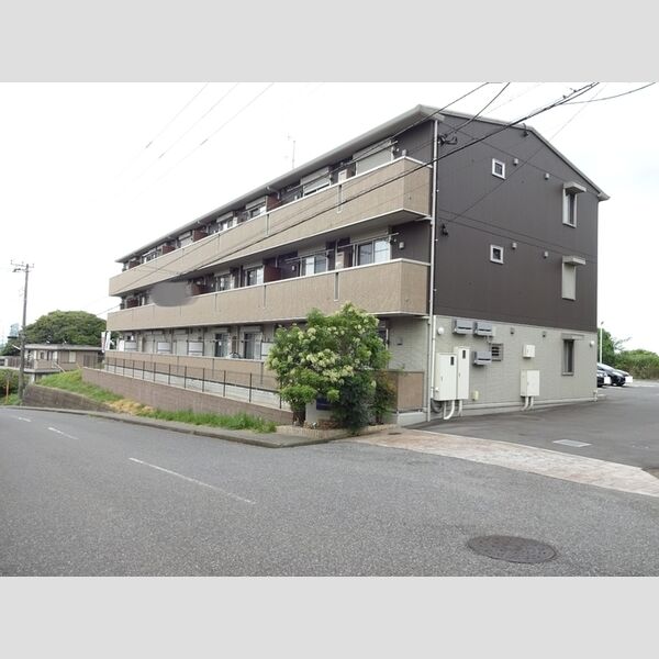 ルシャトーM103号室 外観