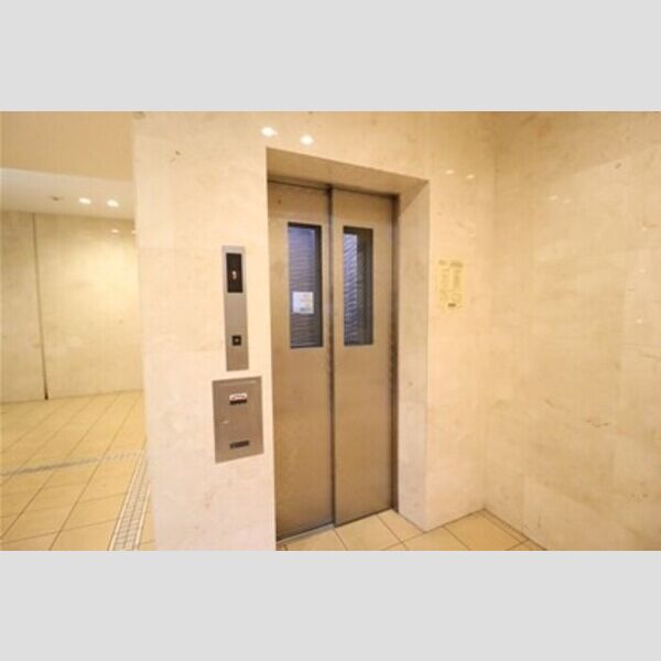 エルピス エレベーター