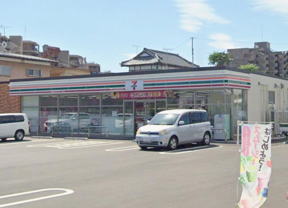 パセオグランデ誉田 【コンビニエンスストア】セブンイレブン 千葉誉田駅前店まで751ｍ