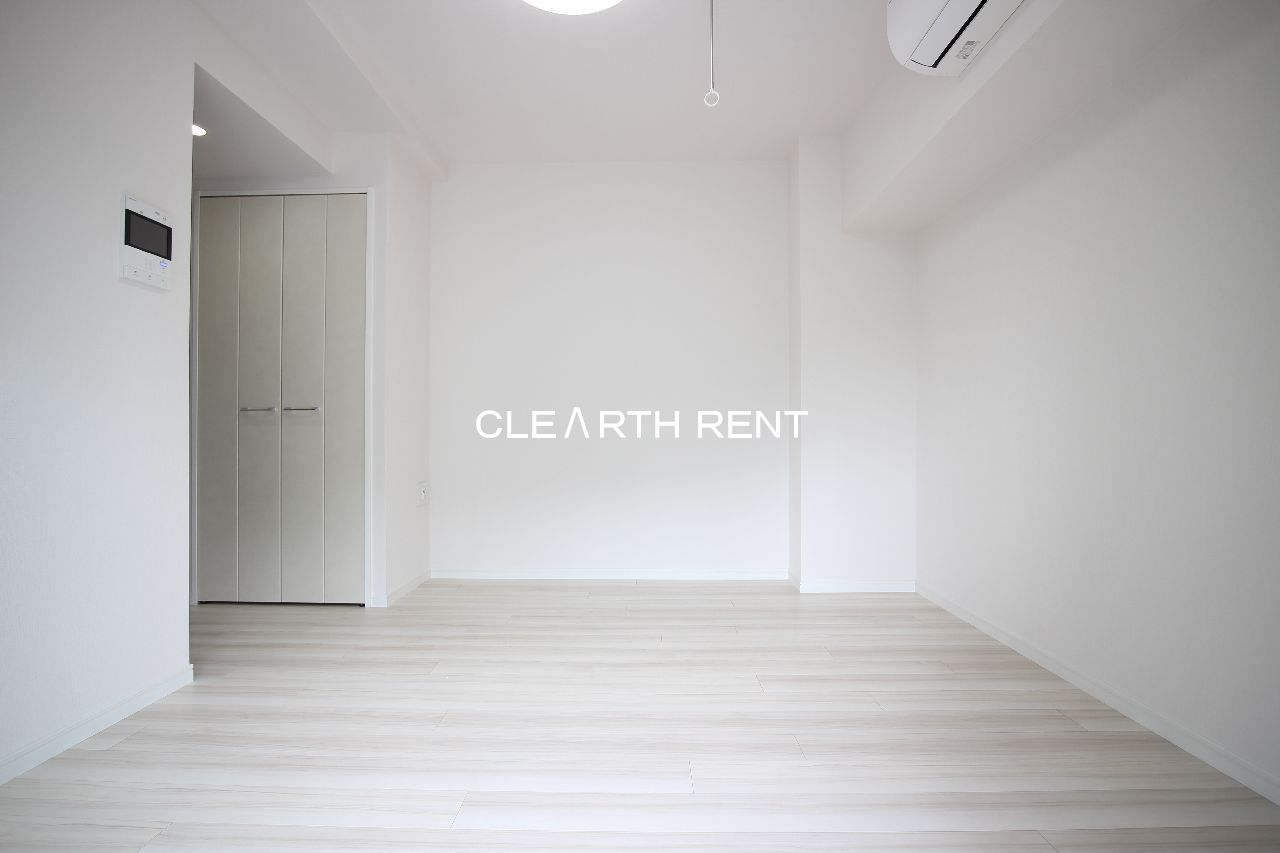 メインステージ板橋ＷＥＳＴ4階 広々７．２帖の角部屋フローリング居室／ネットフリー