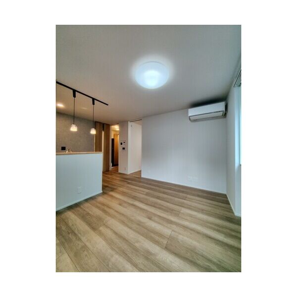 アンソレイユ明大前102号室 リビング