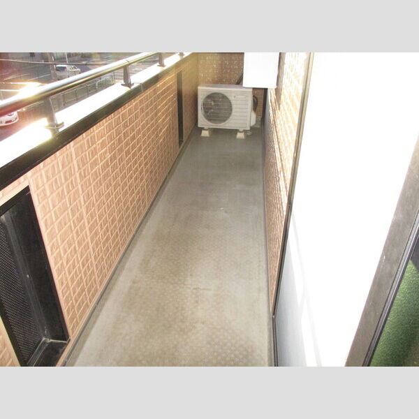 フロイデ若葉 202(バルコニー)