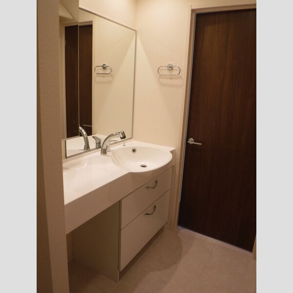 ラテル306号室 洗髪洗面化粧台