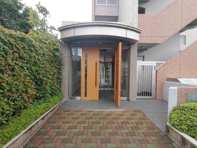 アリエさいたま新都心 エントランス