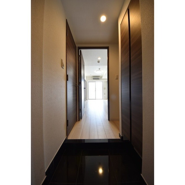 Court Blanche0615号室 内観