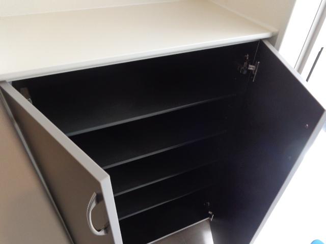 サン　アベニュー102号室 下駄箱