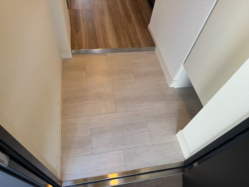 CREALpremier大島2階 玄関