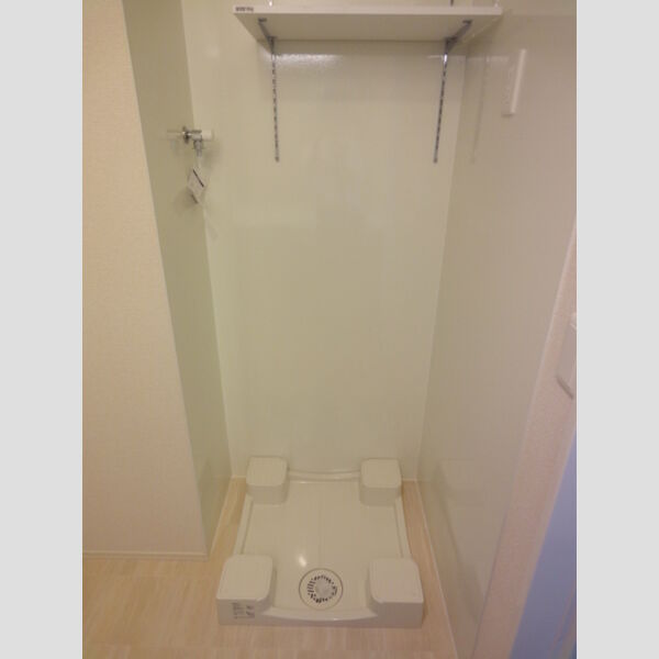 ノア・アン201号室 洗濯機置場