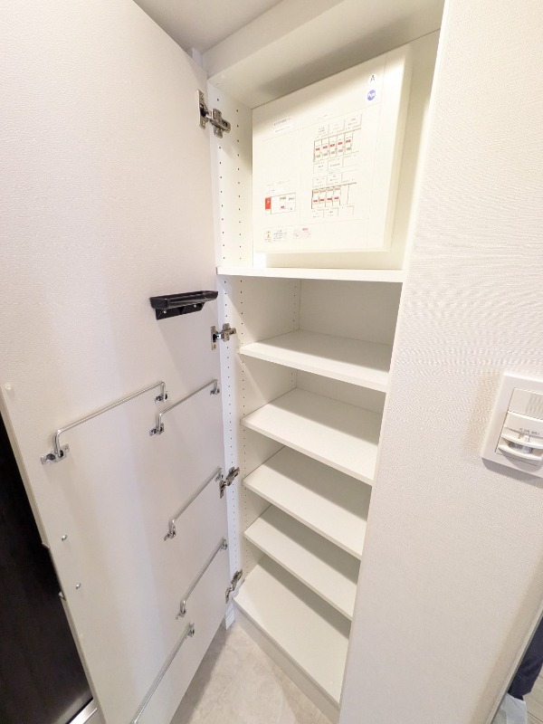 クロスレジデンス神田神保町6階 収納